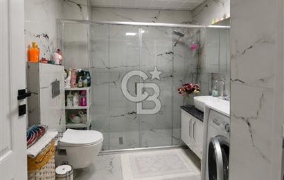 KADIKÖY'DE SATILIK 2+1 FULL TADİLATLI ARA KAT DAİRE