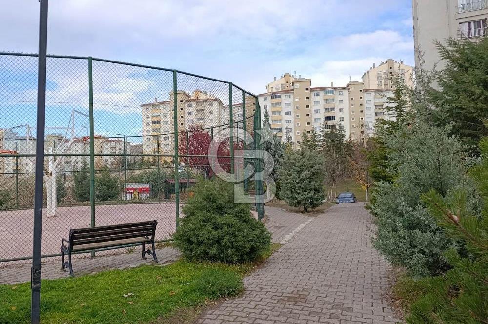 ANKARANIN YILDIZI YAPRACIKTA TOKİ BLOKLARINDA SATILIK DAİRE