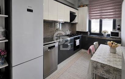 KADIKÖY'DE SATILIK 2+1 FULL TADİLATLI ARA KAT DAİRE