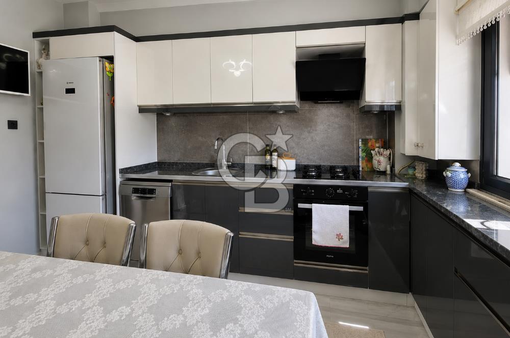 KADIKÖY'DE SATILIK 2+1 FULL TADİLATLI ARA KAT DAİRE