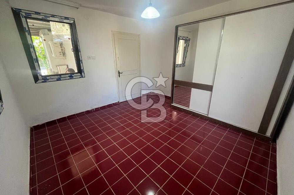 BODRUM YAHŞİ'DE SAHİLE 50 MT EŞYASIZ 2+1 KİRALIK DAİRE