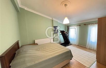 Güzelbahçe’de Müstakil Havuzlu Satılık Villa