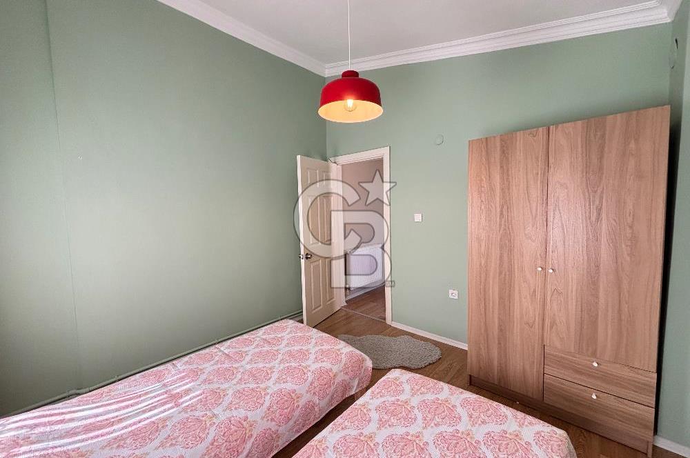 Güzelbahçe’de Müstakil Havuzlu Satılık Villa
