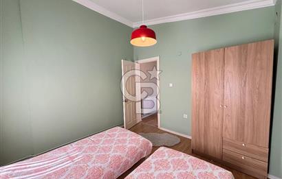 Güzelbahçe’de Müstakil Havuzlu Satılık Villa