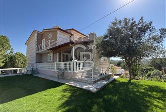 Güzelbahçe’de Müstakil Havuzlu Satılık Villa - 3 - 356657