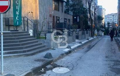 BAĞDAT CADDESİNE 100 MT MESAFEDE KİRALIK DAİRE
