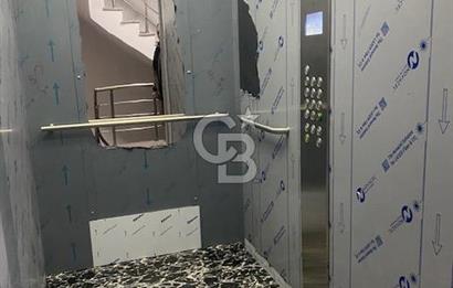 BAĞDAT CADDESİNE 100MT MESAFEDE  BOŞ   KİRALIK OFİS