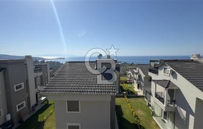 C.B. ROUTE | Bademli | Deniz manzaralı | Tripleks 3+1 Lüks Villa