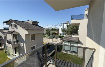 C.B. ROUTE | Bademli | Deniz manzaralı | Tripleks 3+1 Lüks Villa