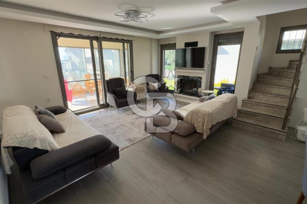 C.B. ROUTE | Bademli | Deniz manzaralı | Tripleks 3+1 Lüks Villa