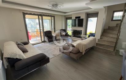 C.B. ROUTE | Bademli | Deniz manzaralı | Tripleks 3+1 Lüks Villa