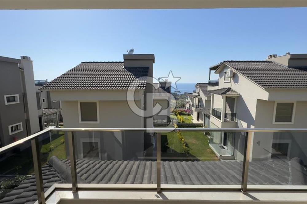 C.B. ROUTE | Bademli | Deniz manzaralı | Tripleks 3+1 Lüks Villa