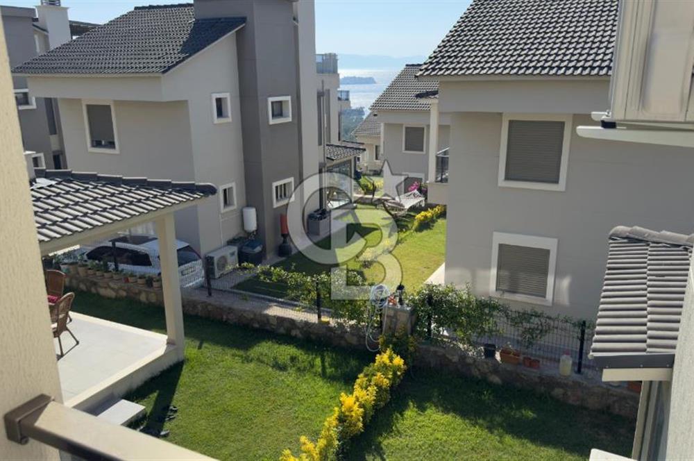 C.B. ROUTE | Bademli | Deniz manzaralı | Tripleks 3+1 Lüks Villa