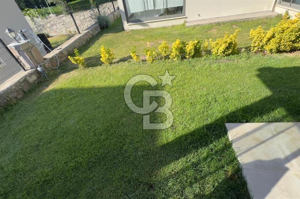 C.B. ROUTE | Bademli | Deniz manzaralı | Tripleks 3+1 Lüks Villa