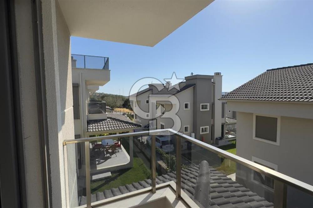 C.B. ROUTE | Bademli | Deniz manzaralı | Tripleks 3+1 Lüks Villa