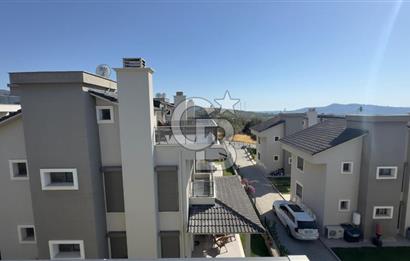 C.B. ROUTE | Bademli | Deniz manzaralı | Tripleks 3+1 Lüks Villa