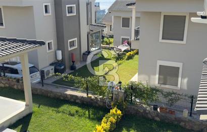 C.B. ROUTE | Bademli | Deniz manzaralı | Tripleks 3+1 Lüks Villa