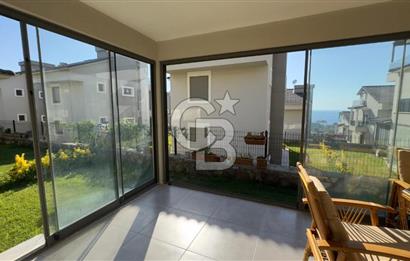 C.B. ROUTE | Bademli | Deniz manzaralı | Tripleks 3+1 Lüks Villa