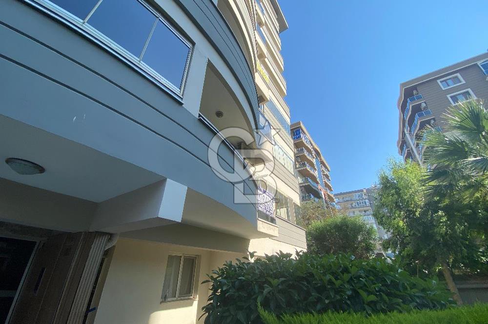 Çiğli Ataşehir Onur Sitesi'nde 3+1 Boş Kiralık Daire