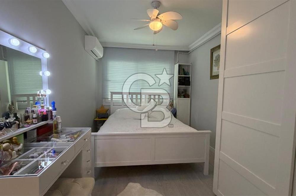 İzmir Karşıyaka Bostanlı'da 3+1 135m² Satılık Daire CB PH