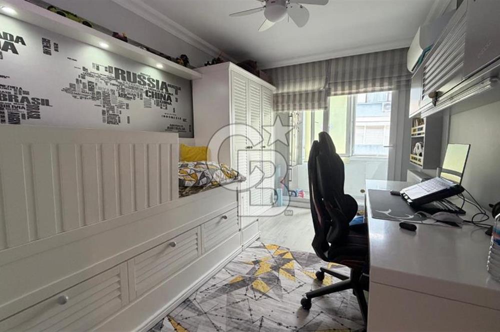 İzmir Karşıyaka Bostanlı'da 3+1 135m² Satılık Daire CB PH