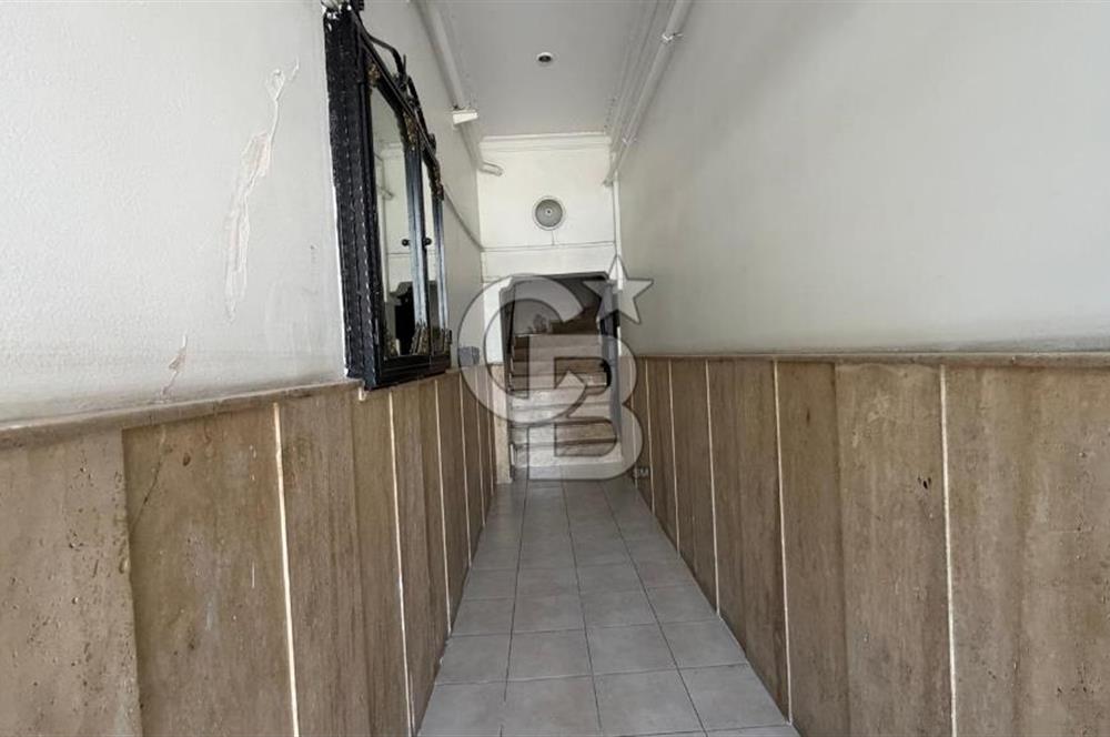 İzmir Karşıyaka Bostanlı'da 3+1 135m² Satılık Daire CB PH