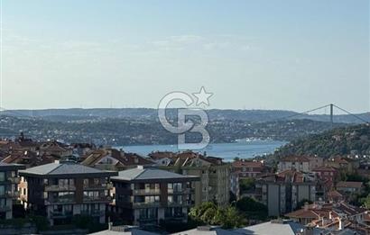 Üsküdar Çengelköy'de Boğaz Manzaralı Havuzlu Loft Dubleks Daire