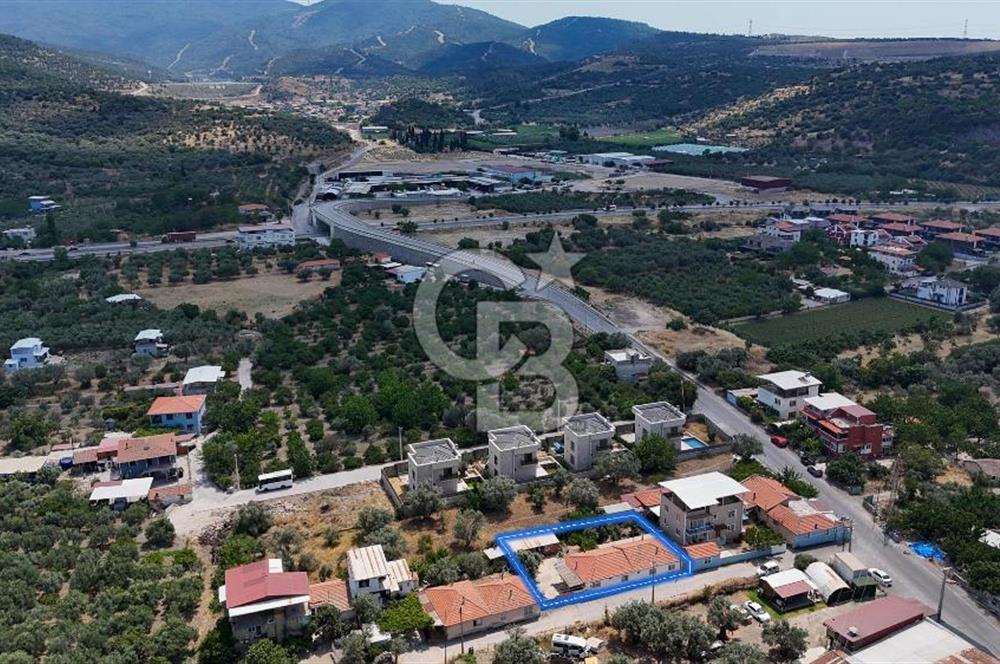 MENEMEN EMİRALEM'DE 2 VİLLA YAPIMINA UYGUN 0,40 EMSALLİ FIRSAT ARSA