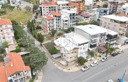 BORNOVA İNÖNÜ MAHALLESİ’NDE SATILIK KÖŞE PARSEL KOMPLE BİNA