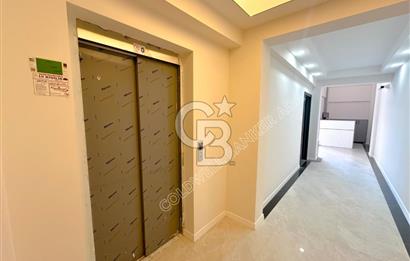 Kuşadası şehir merkezinde kiralık 1+0 yeni ofis