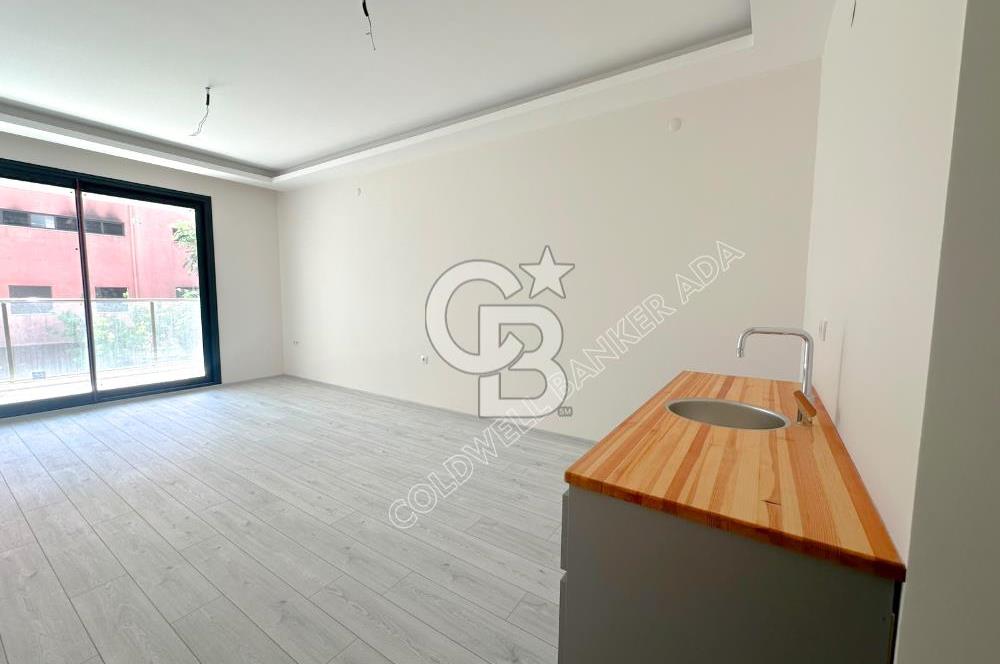 Kuşadası şehir merkezinde kiralık 1+0 yeni ofis