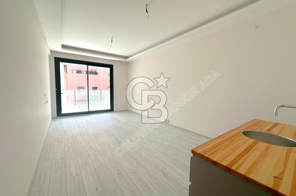 Kuşadası şehir merkezinde kiralık 1+0 yeni ofis