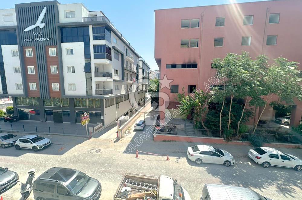 Kuşadası şehir merkezinde kiralık 1+0 yeni ofis