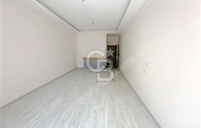 Kuşadası şehir merkezinde kiralık 1+0 yeni ofis