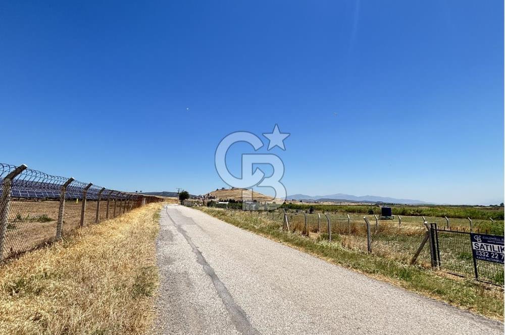 FOÇA YENİBAĞARASI'NDA SATILIK 1.468 M² TARLA