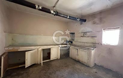 CB CITY'DEN SİVRİHİSAR GEDİK MAHALLESİNDE AYNI AVLUDA SATILIK EV VE ARSA