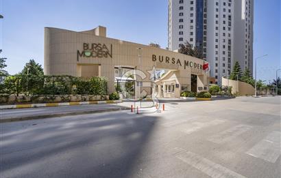 SİNPAŞ BURSA MODERN'DE MANZARA AYRICALIKLI SATILIK EŞYALI 1+1 DAİRE