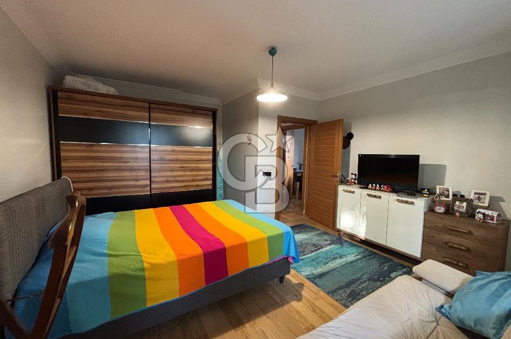 ÇEKMEKÖY TAŞDELEN AKASYA EVLERİ'NDE SATILIK HAVUZLU 2+1 DAİRE