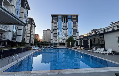 ÇEKMEKÖY TAŞDELEN AKASYA EVLERİ'NDE SATILIK HAVUZLU 2+1 DAİRE