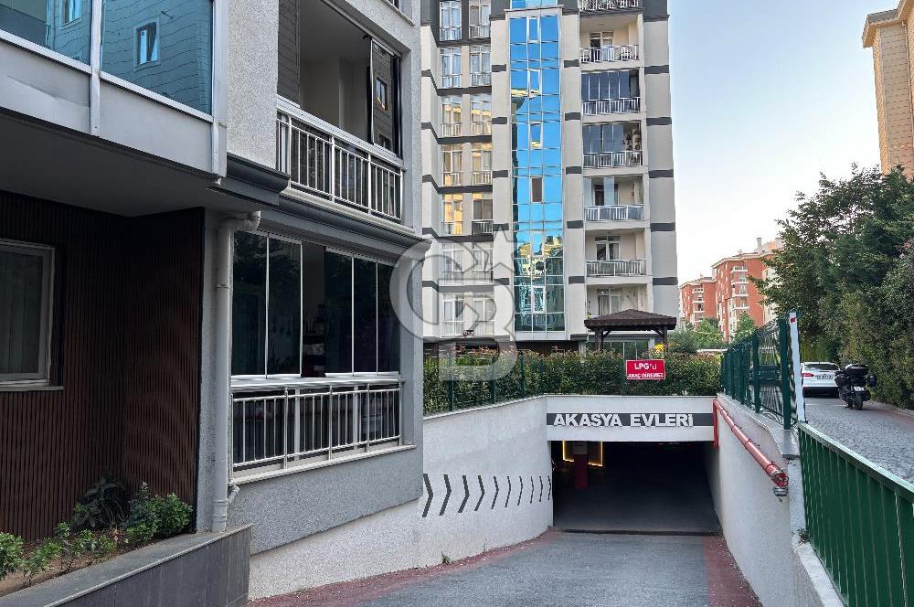 ÇEKMEKÖY TAŞDELEN AKASYA EVLERİ'NDE SATILIK HAVUZLU 2+1 DAİRE