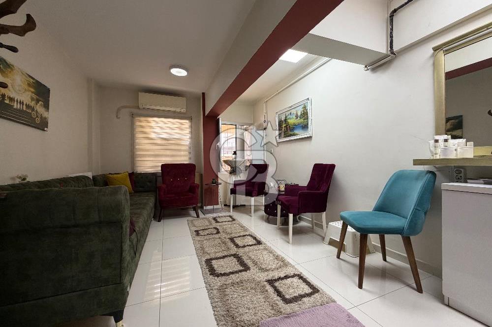 Karşıyaka Merkezde bahçeli 68 m2 Satılık Ofis&Dükkan