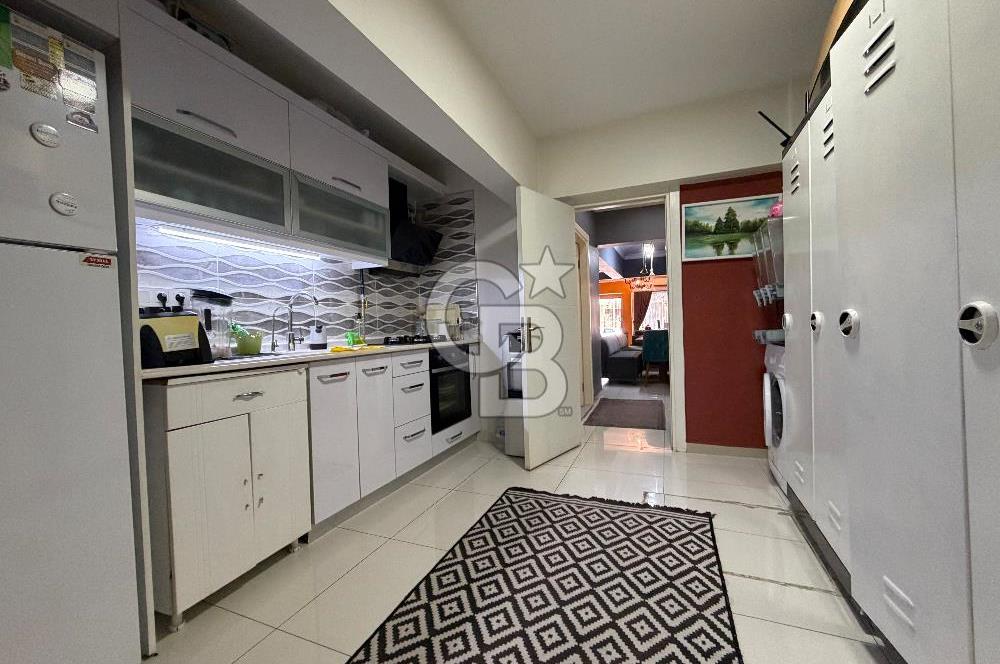 Karşıyaka Merkezde bahçeli 68 m2 Satılık Ofis&Dükkan