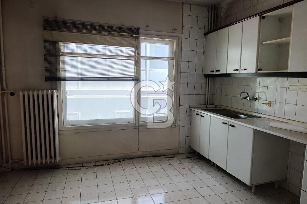 CİNNAH CADDESİ ÜZERİNDE TABELA DAĞERİ YÜKSEK OFİS BÜRO