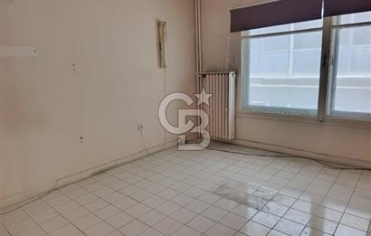 CİNNAH CADDESİ ÜZERİNDE TABELA DAĞERİ YÜKSEK OFİS BÜRO
