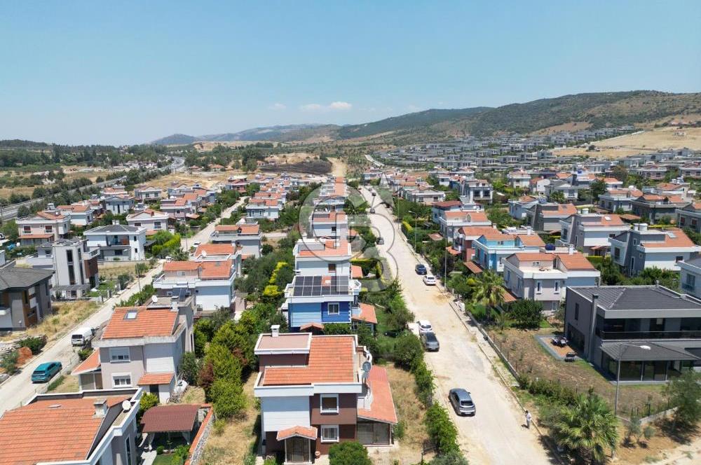Urla Bademler Doğa Evleri'nde Müstakil 4+1 Villa