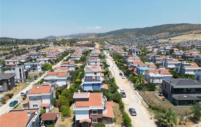 Urla Bademler Doğa Evleri'nde Müstakil 4+1 Villa