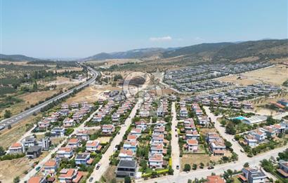 Urla Bademler Doğa Evleri'nde Müstakil 4+1 Villa