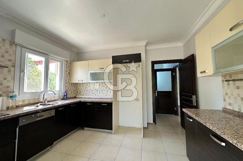 Urla Bademler Doğa Evleri'nde Müstakil 4+1 Villa
