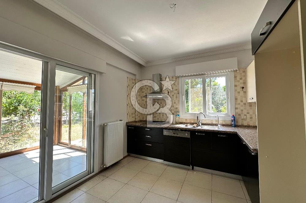Urla Bademler Doğa Evleri'nde Müstakil 4+1 Villa