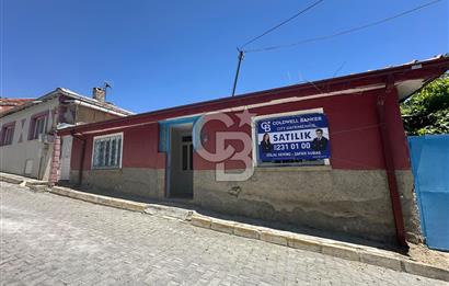 CB CITY'DEN SİVRİHİSAR GEDİK MAHALLESİNDE AYNI AVLUDA SATILIK EV VE ARSA